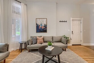 2805 E 16th Ave in Denver, CO - Foto de edificio - Building Photo