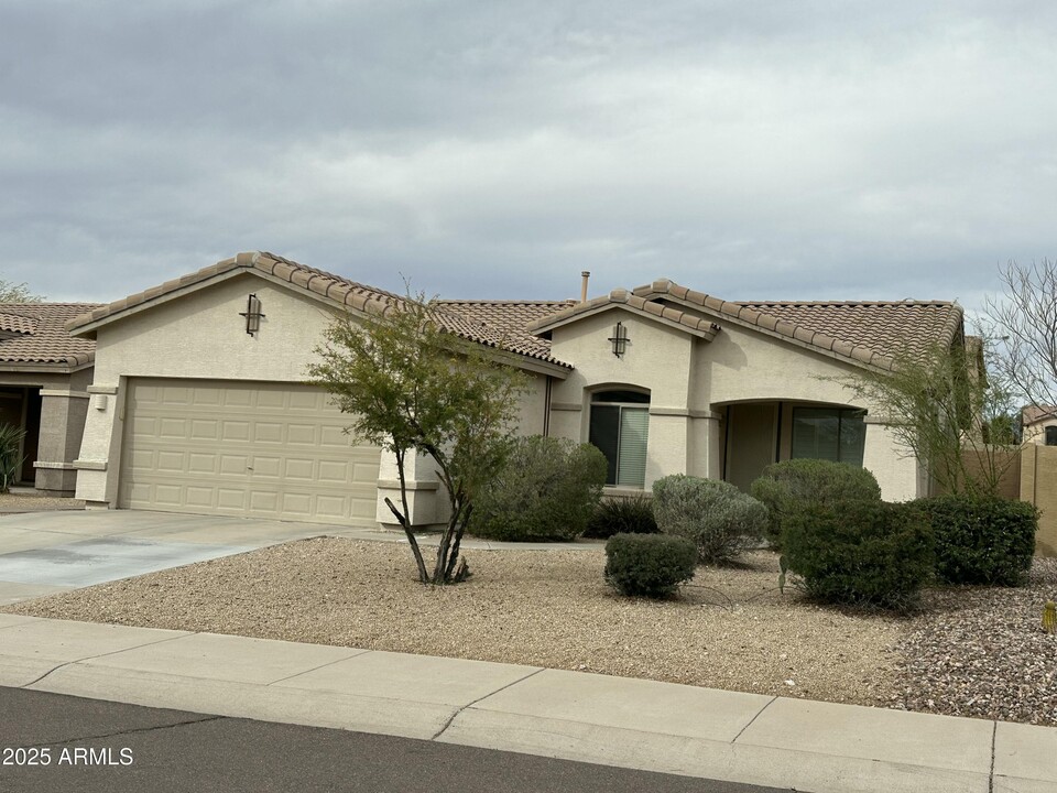 17604 W East Wind Ave in Goodyear, AZ - Building Photo