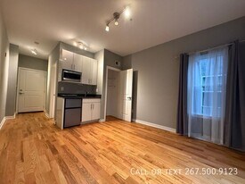 533 Budd St in Philadelphia, PA - Building Photo
