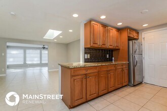 2652 White Sands Dr in Sarasota, FL - Building Photo - Building Photo