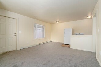 17161 Denver St in Detroit, MI - Foto de edificio - Interior Photo