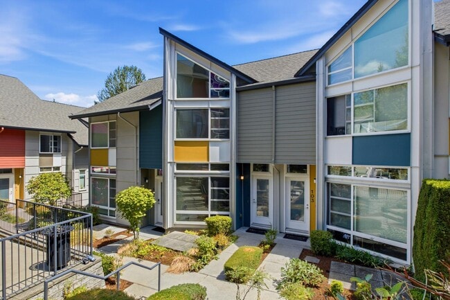 property at 15200 NE 81st Way