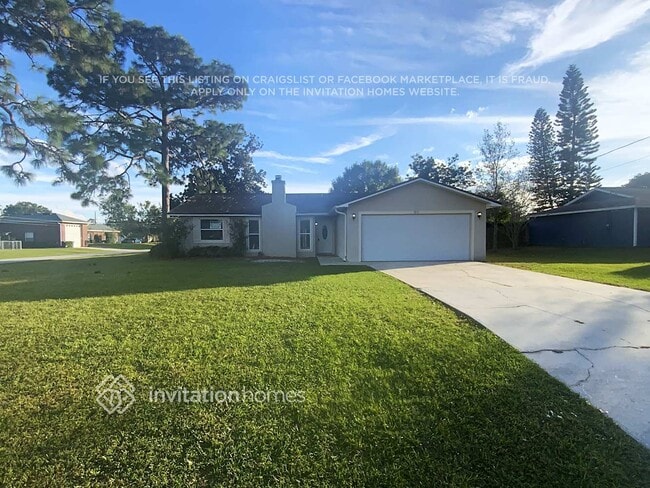 property at 1821 W Clinton Dr