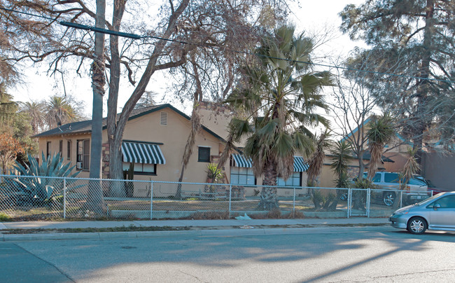 2523 5th St in Ceres, CA - Foto de edificio - Building Photo