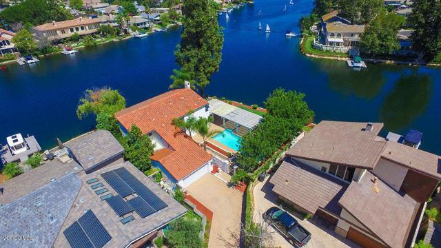 property at 3827 Charthouse Cir