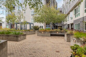 Viewpoint in Berkeley, CA - Building Photo - Building Photo