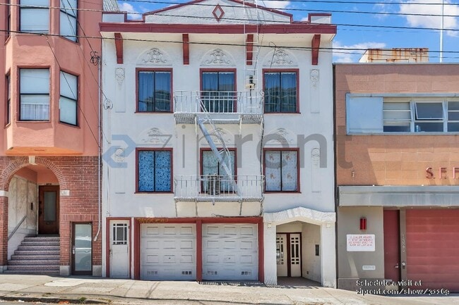 property at 1323 Leavenworth St