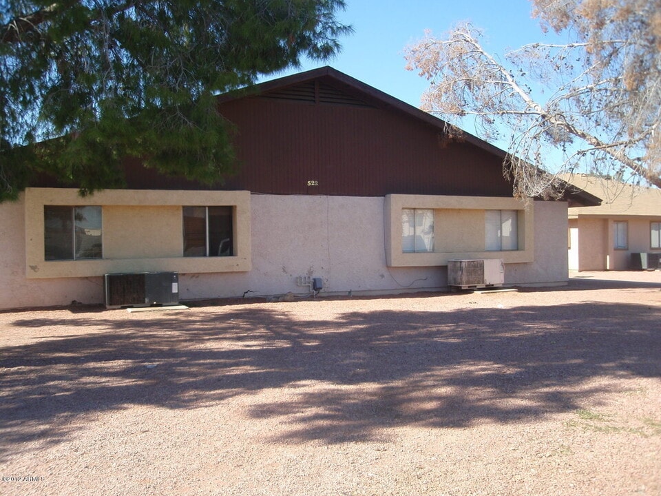 526 N 4th St in Avondale, AZ - Building Photo