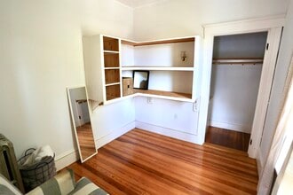 124 Forest St, Unit 2 in Medford, MA - Building Photo - Building Photo