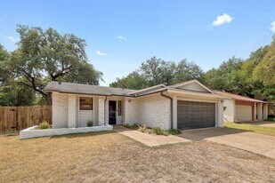 3601 Peregrine Falcon Dr in Austin, TX - Building Photo