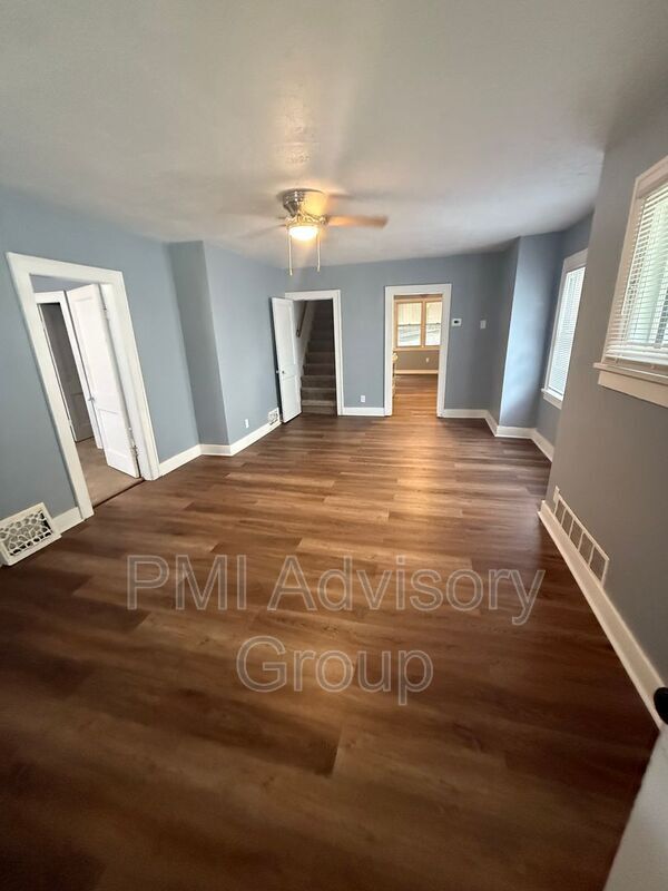 2012 SW Van Buren St in Topeka, KS - Building Photo - Building Photo