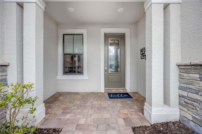 9309 Surfbird Ct in Naples, FL - Foto de edificio - Building Photo