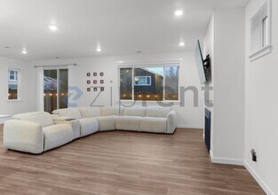 13231 204th Ave SE in Monroe, WA - Building Photo - Building Photo