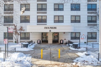 Walsh Park in Chicago, IL - Building Photo - Building Photo