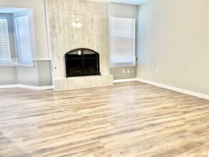 5512 12th St in Lubbock, TX - Building Photo - Building Photo