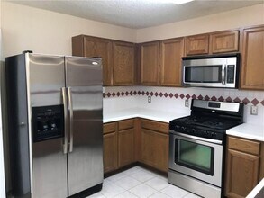 1900 Summer Rain Dr in Cedar Park, TX - Building Photo - Building Photo
