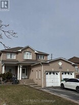 82 Castlehill Rd in Brampton, ON - Building Photo