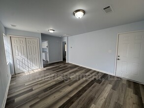 4507 Glade Rd in Forest Park, GA - Building Photo - Building Photo