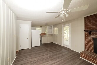 221 Norman Rd in Winston-Salem, NC - Building Photo - Building Photo