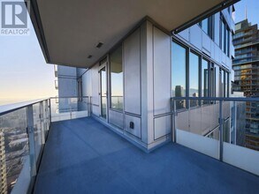 6333-6333 Silver Ave in Burnaby, BC - Building Photo - Building Photo
