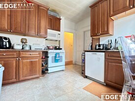 324 Faneuil St, Unit 2 in Boston, MA - Building Photo