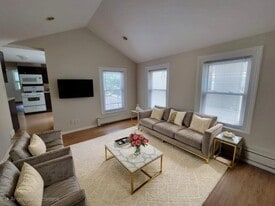 54 State St, Unit 2 in Saratoga Springs, NY - Building Photo