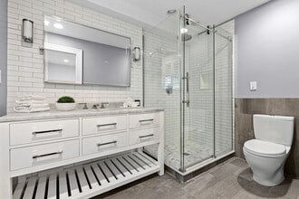 87 Worcester St, Unit A in Boston, MA - Foto de edificio - Building Photo