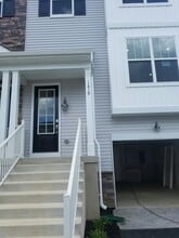 1819 Boulder Dr in Downingtown, PA - Building Photo - Building Photo