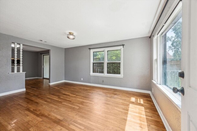 1102 Cherico St in Austin, TX - Building Photo - Building Photo