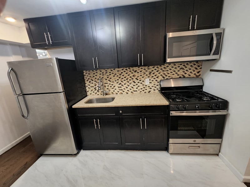 131 B121st St in Queens, NY - Building Photo