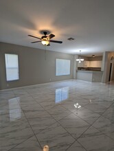 8193 Pacific Beach Dr in Ft. Myers, FL - Building Photo - Building Photo