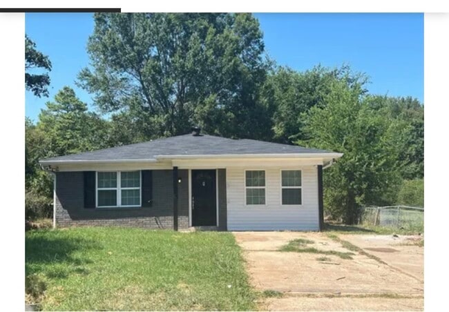 property at 1764 Aline Ave