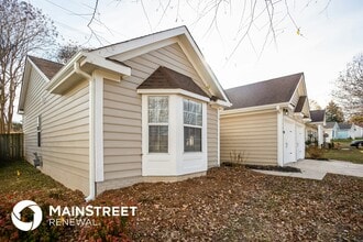 1726 Gordon Walters Dr in Charlotte, NC - Building Photo - Building Photo