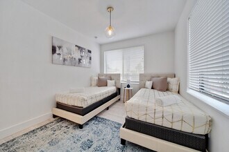 1302 SW 22nd Ave in Miami, FL - Building Photo - Building Photo