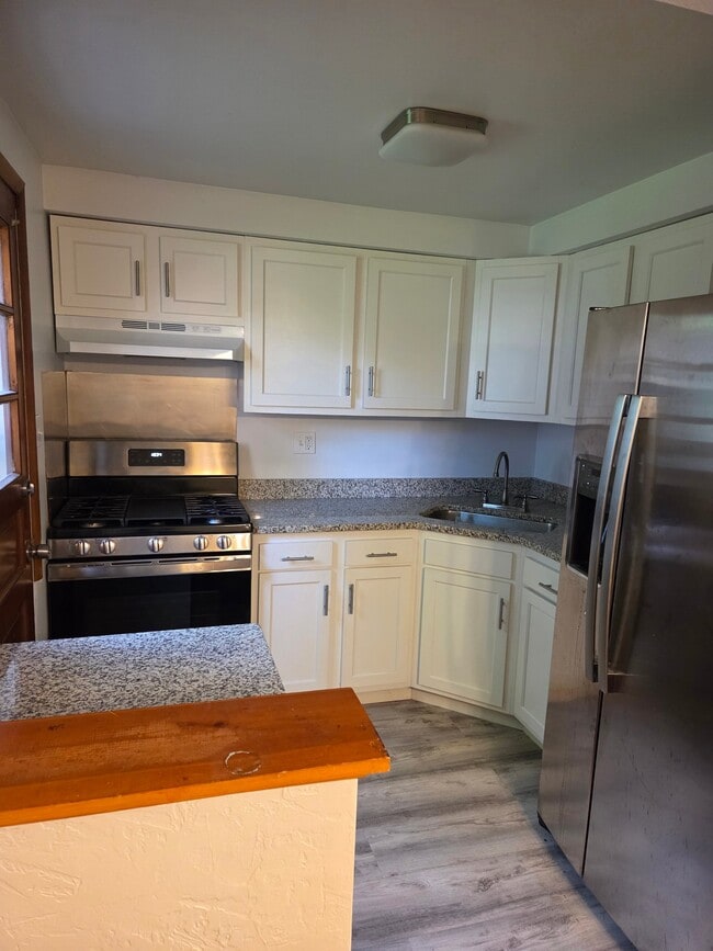 149 S Euclid Ave, Unit 1 in Pittsburgh, PA - Building Photo - Building Photo