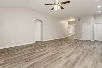 131 Renford Rd in Ball Ground, GA - Building Photo - Building Photo