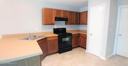 7843 Playschool Ln in Jacksonville, FL - Building Photo - Building Photo