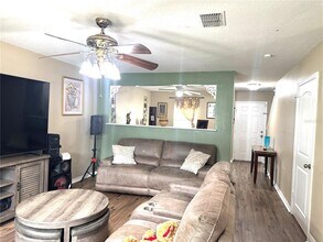 256 Begonia Ln in Poinciana, FL - Building Photo - Building Photo