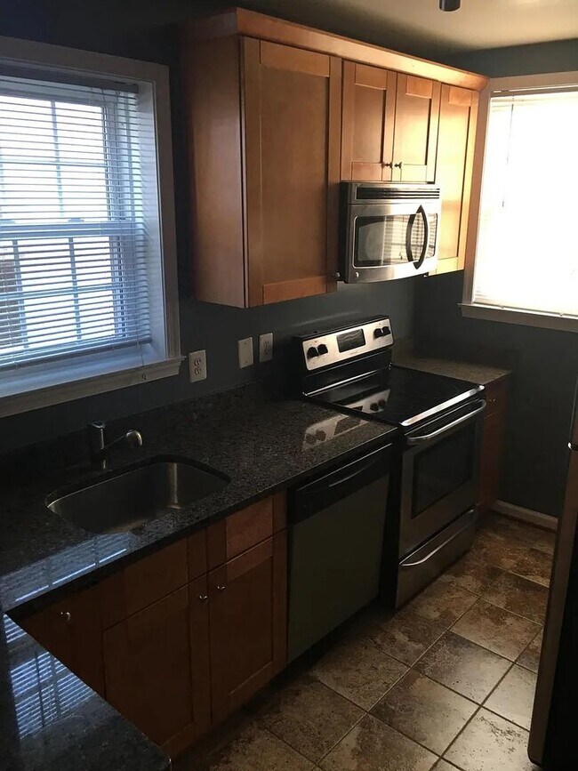 640 11th St NE in Washington, DC - Building Photo - Building Photo