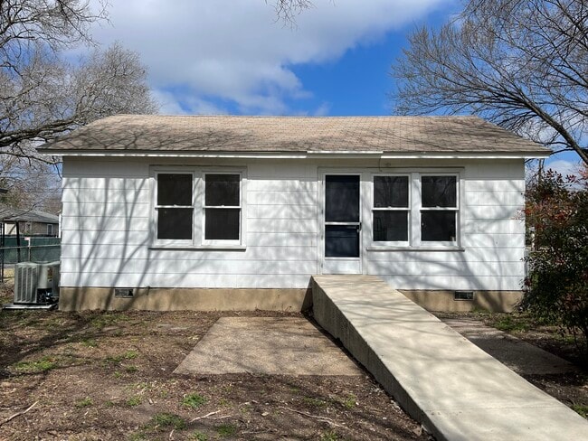 1701 Payne Ave in Austin, TX - Building Photo - Building Photo
