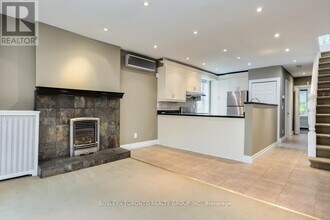 253 Bedford Rd in Toronto, ON - Building Photo - Building Photo