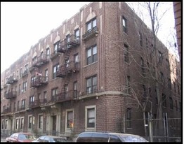 95 E 18th St Apartments