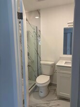 904 E Tiffany Dr in West Palm Beach, FL - Building Photo - Building Photo