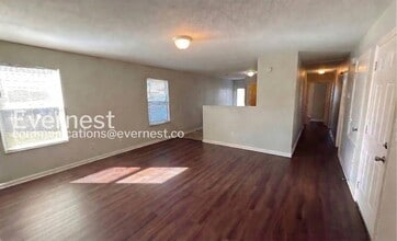 183 Cloverbrook Dr in Harvest, AL - Building Photo - Building Photo