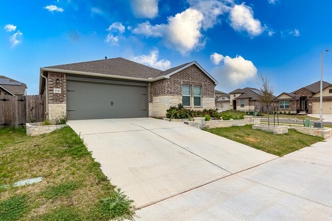 1641 Catahoula Dr in Leander, TX - Building Photo - Building Photo