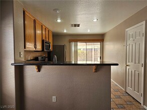 10130 June Flower Dr in Las Vegas, NV - Building Photo - Building Photo