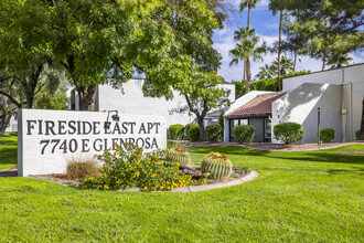 Fireside East Apartments in Scottsdale, AZ - Building Photo - Building Photo