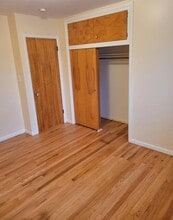 24106-24276 Ann Arbor Trl in Dearborn Heights, MI - Building Photo - Building Photo