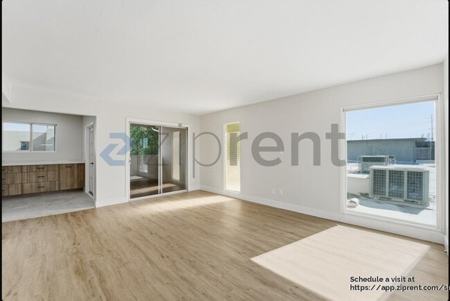 property at 4142 E Calle Redonda