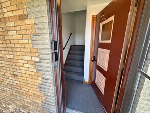 229-231 Marylea Ave in Brentwood, PA - Foto de edificio - Building Photo